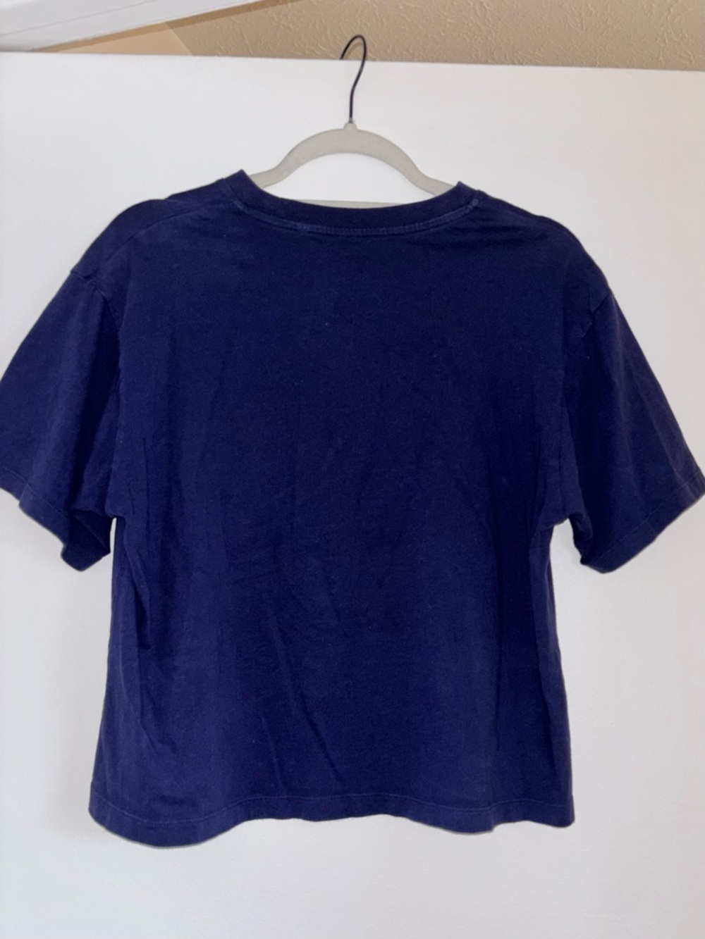 Disney Minnie Mouse Navy Tee - Picture 2 of 3